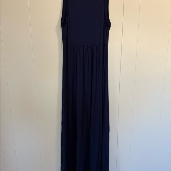 New with Tags Loveappella navy V-Neck Maxi Dress woman’s size medium - Picture 7 of 8